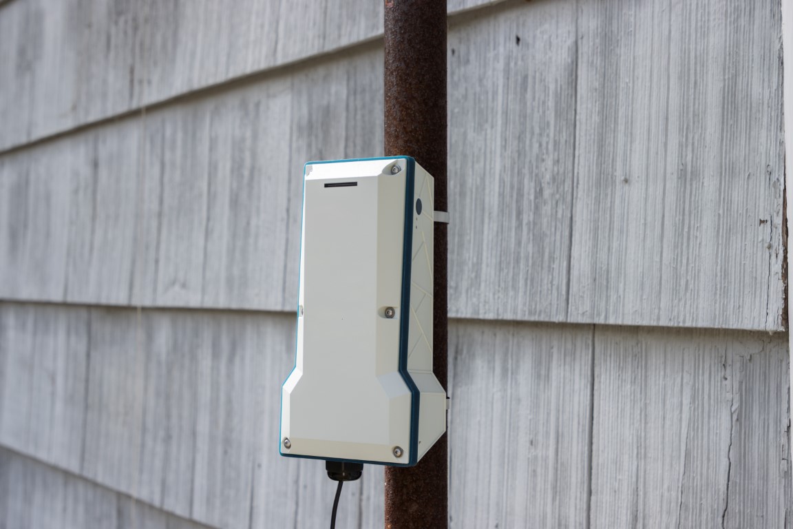 Mount plate installation