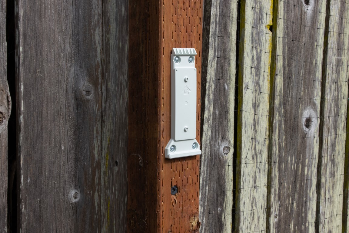 Mount plate installation